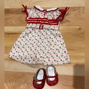 Kit Kitterage’s Reporter Outfit